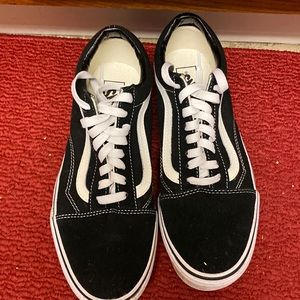 Vans Old Skool sneakers. Black and white. Goes with everything!